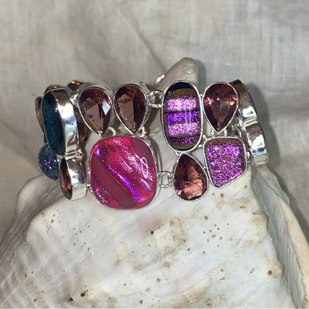 Sold ❤️ Magestic Dichroic gemstone cluster statement bracelet - Picture 6 of 14